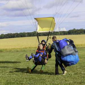 Skydiving prep for a nashville jump